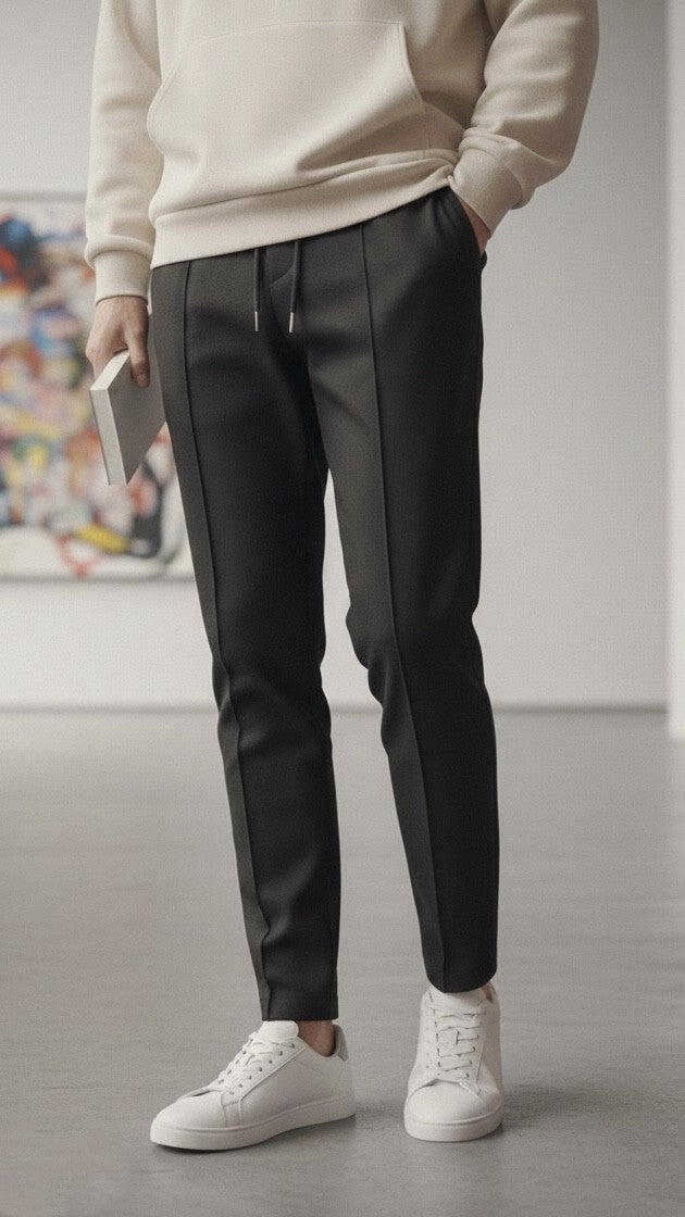 بنطلون مريح | لون أسود.