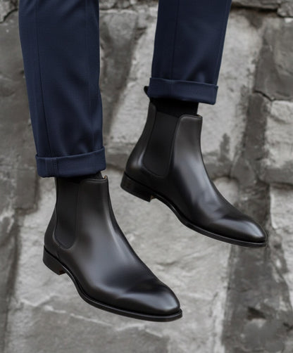 ارفع مستوى أناقتك:  (Chelsea BOOTS  100% Original ) كلاسيكي بلمسة عصرية - الراحة والفخامة في آن واحد.