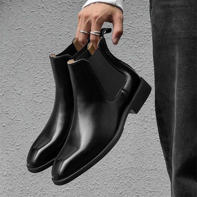 ارفع مستوى أناقتك:  (Chelsea BOOTS  100% Original ) كلاسيكي بلمسة عصرية - الراحة والفخامة في آن واحد.